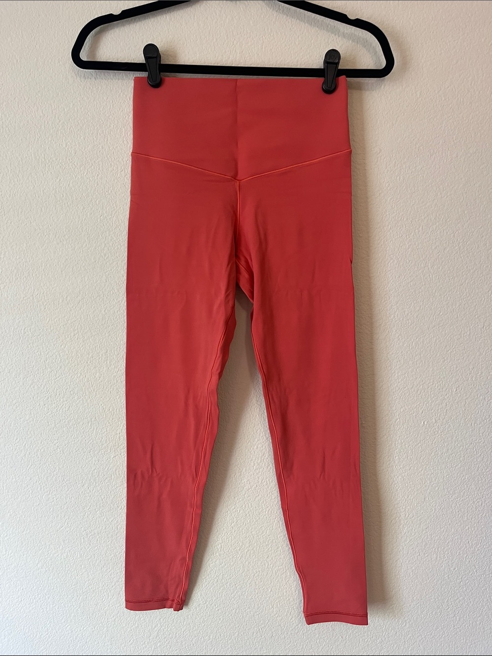 aerie Offline Real Me XTRA High Rise Leggings - M - Coral - 7/8 length